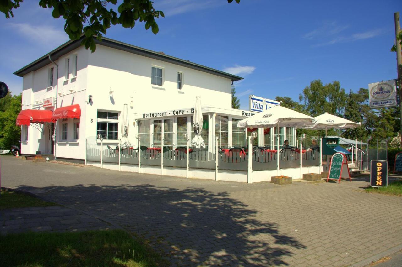 Strandhotel Villa Louisa & Appartementhaeuser Villa Josephine Und Villa Christine Juliusruh Exteriér fotografie